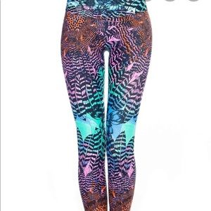Liquido Echo Patterned Yoga Legging